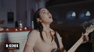 S10:E7 Genesis Owusu, Chrissy Costanza, Rowan