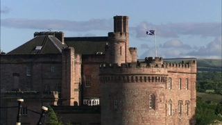 S17:E14 Unusual Castles